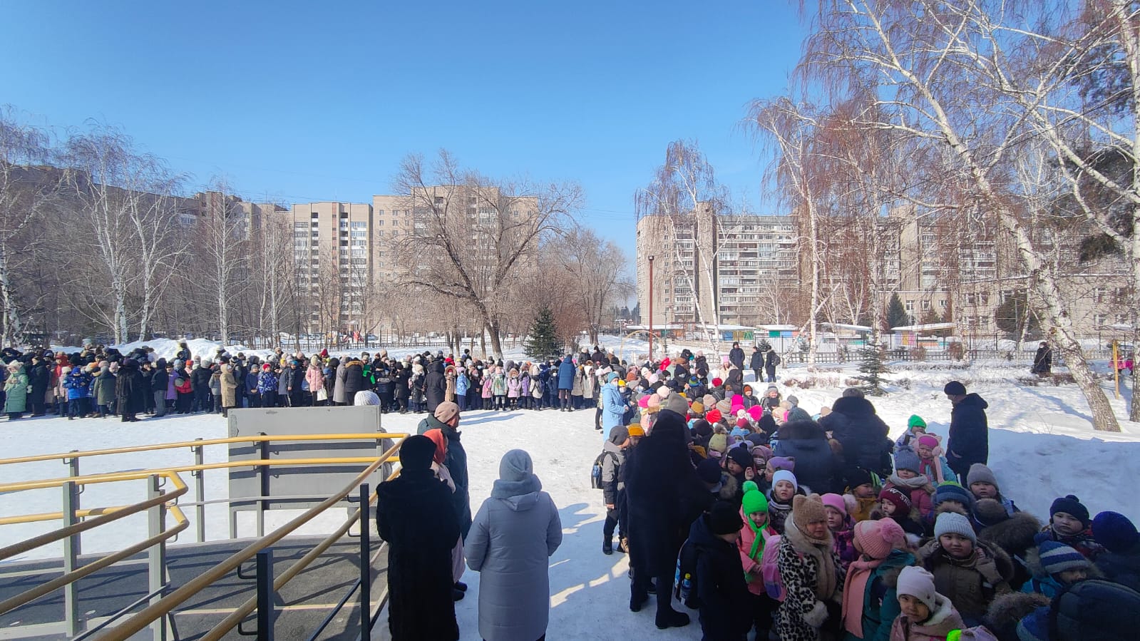 Учебно-тренировочная эвакуация./Жаттығуды эвакуациялау.